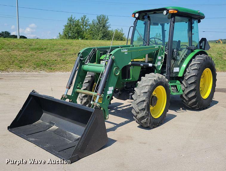 Image of John Deere 5520 Primary image