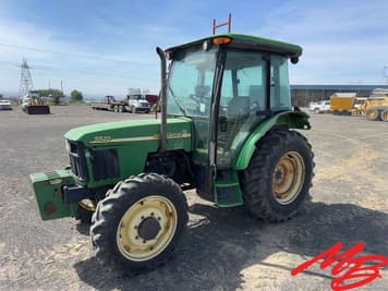 Main image John Deere 5520