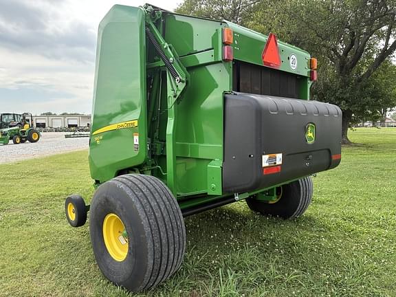 Image of John Deere 560M equipment image 2