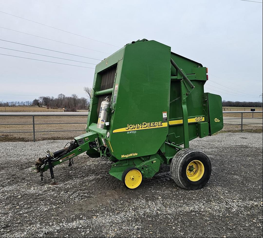 Image of John Deere 567 MegaWide Primary image