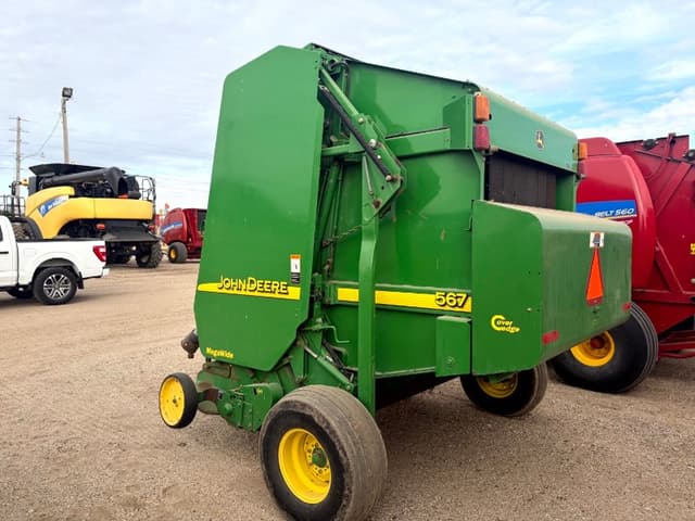 Image of John Deere 567 MegaWide equipment image 4