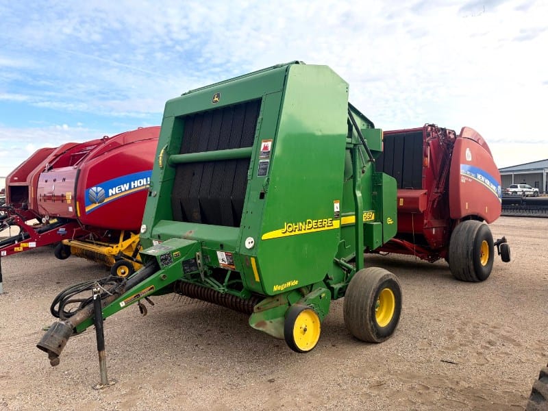 2003 John Deere 567 MegaWide Equipment Image0