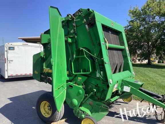 Image of John Deere 567 Silage MegaWide equipment image 3