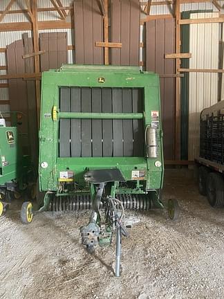 Image of John Deere 567 MegaWide equipment image 2