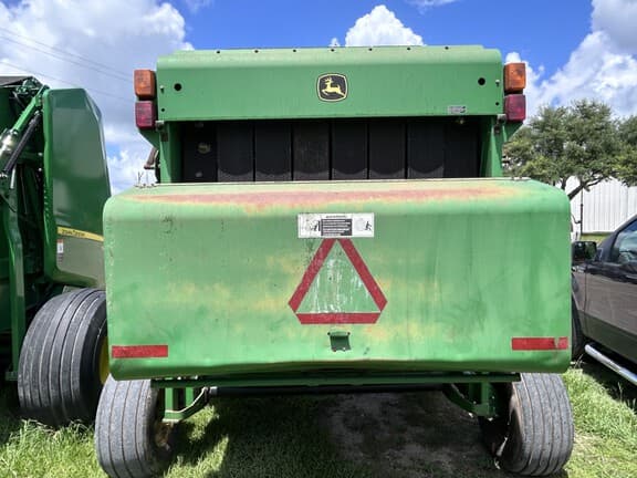 Image of John Deere 567 MegaWide equipment image 3