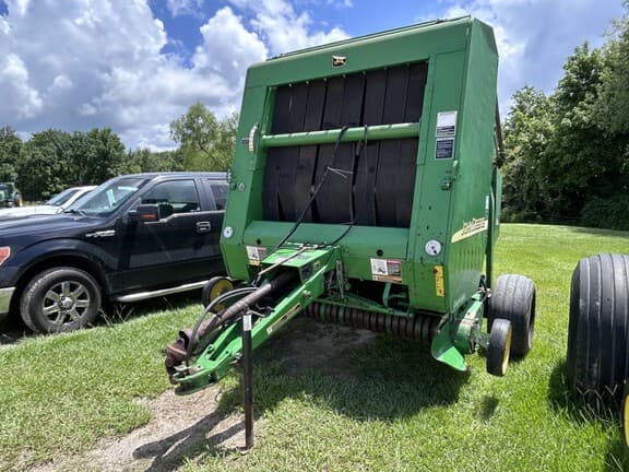 Image of John Deere 567 MegaWide equipment image 4