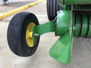 Main image John Deere 567 21