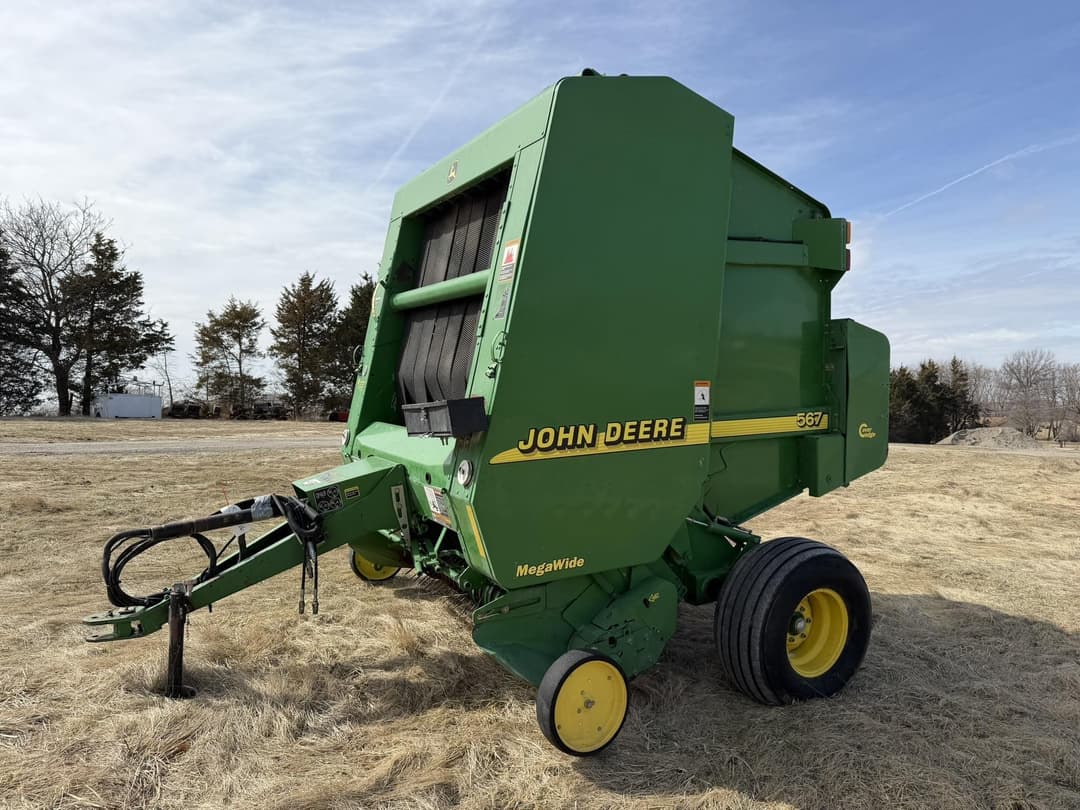 Image of John Deere 567 Primary image