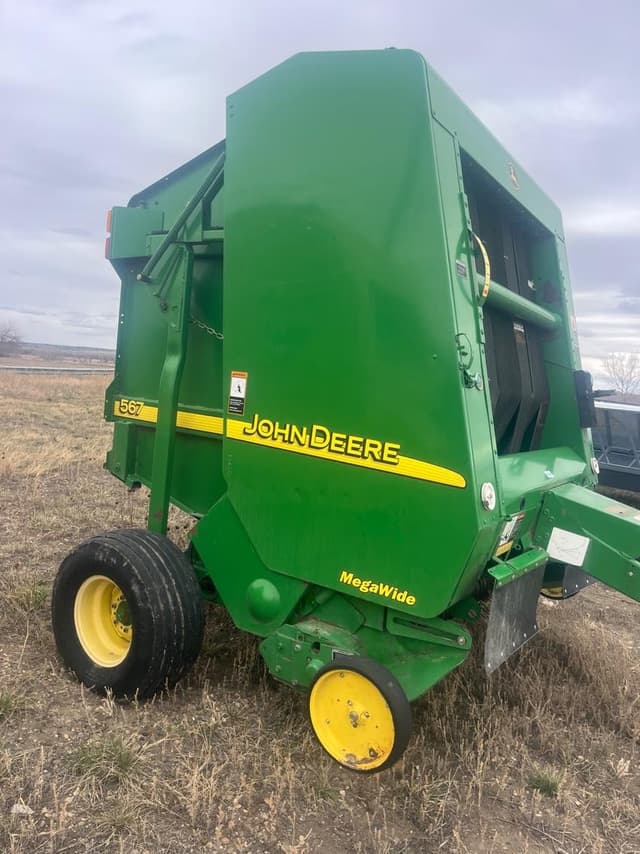 Image of John Deere 567 equipment image 3