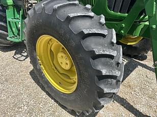 Main image John Deere 6220 31