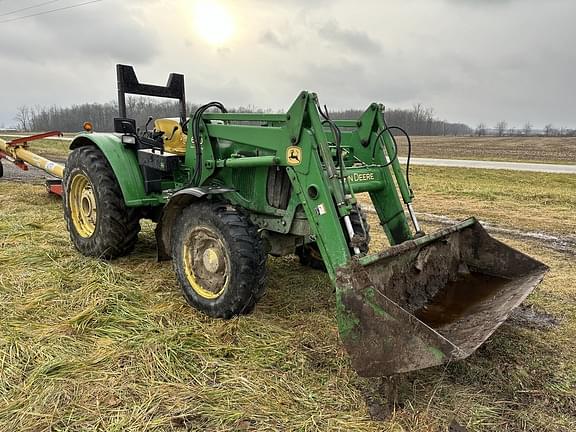 Image of John Deere 6220L equipment image 2