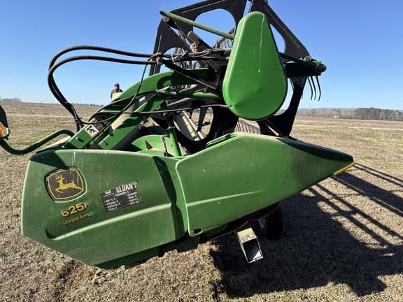 Image of John Deere 625F equipment image 4
