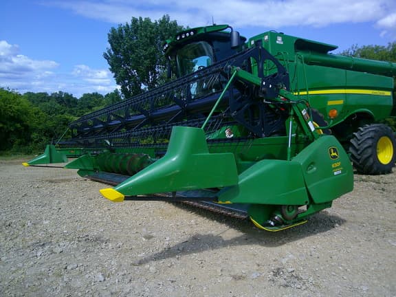 Image of John Deere 630F equipment image 1