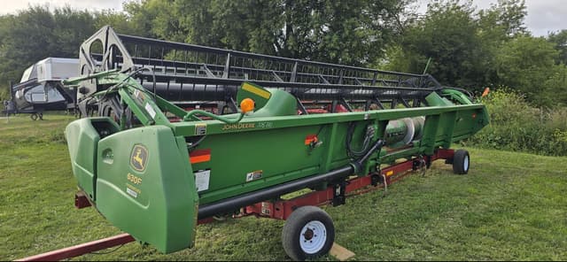 Image of John Deere 630F equipment image 2