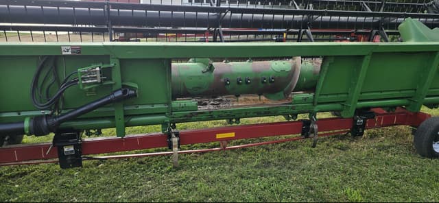 Image of John Deere 630F equipment image 3