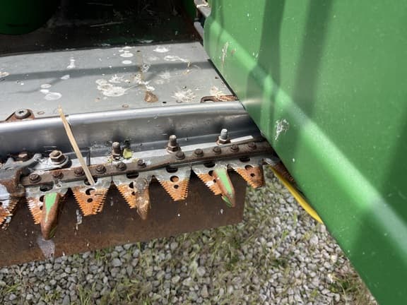 Image of John Deere 630F equipment image 3