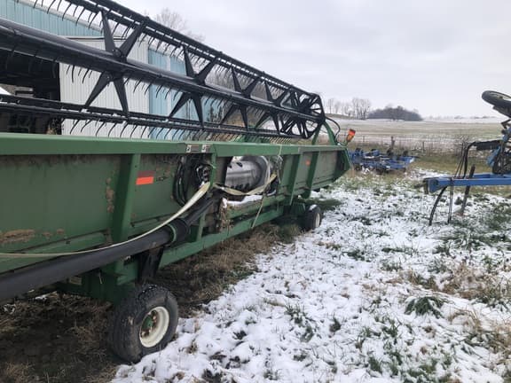 Image of John Deere 630F equipment image 4