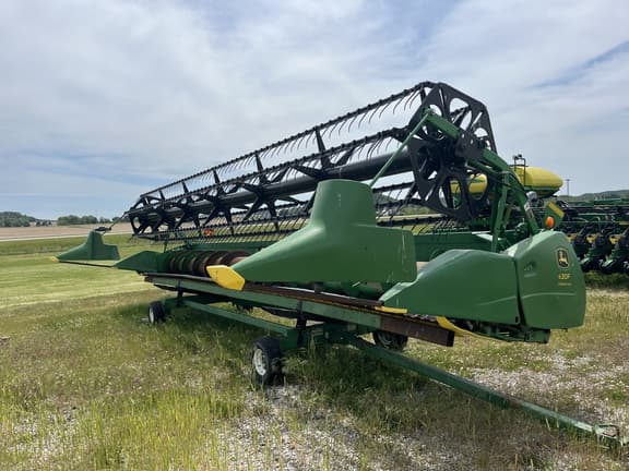 Image of John Deere 630F equipment image 2