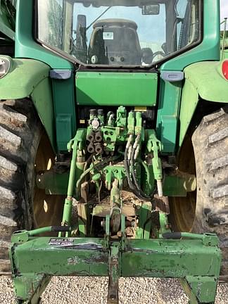 Image of John Deere 6320 equipment image 4