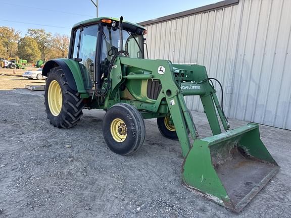 Image of John Deere 6320 equipment image 4