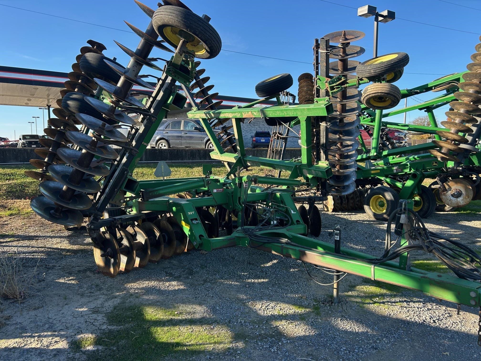 2003 John Deere 637 Equipment Image0