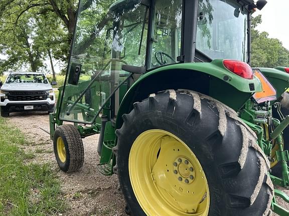 Image of John Deere 6415 equipment image 4