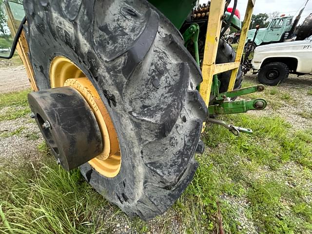 Image of John Deere 6415 equipment image 4