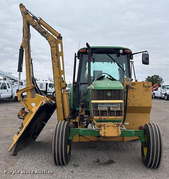 Image of John Deere 6415 equipment image 1