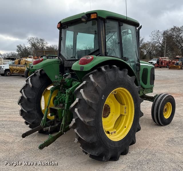 Image of John Deere 6415 equipment image 4