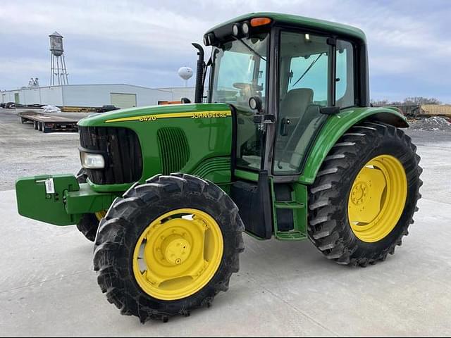 Image of John Deere 6420 equipment image 1