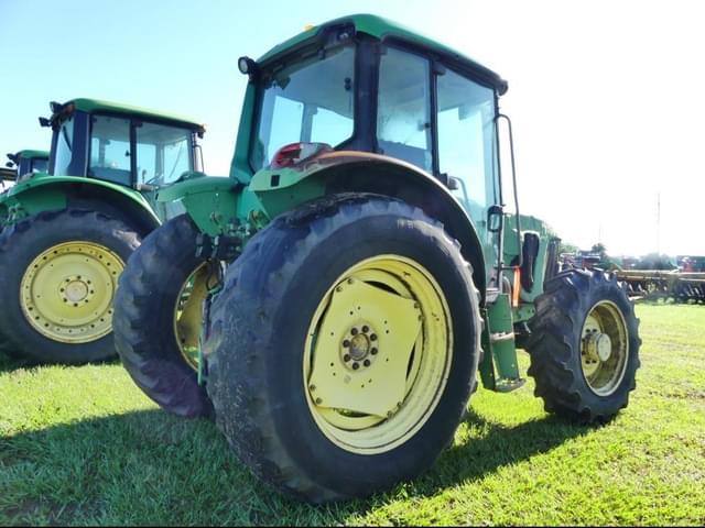 Image of John Deere 6420 equipment image 2