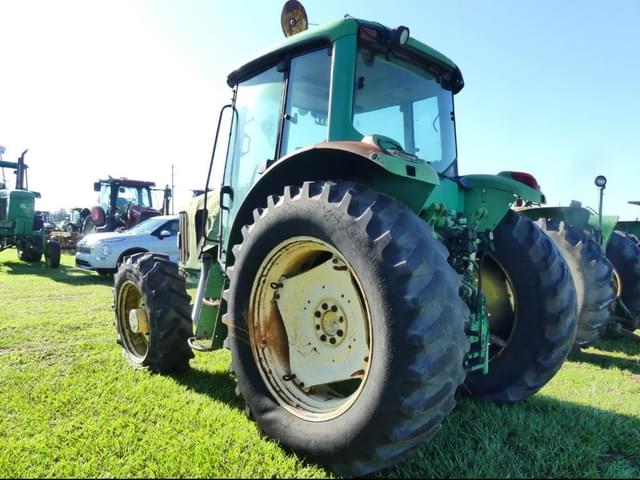 Image of John Deere 6420 equipment image 3