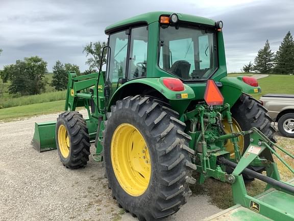 Image of John Deere 6420 equipment image 3