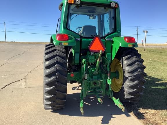 Image of John Deere 6420 equipment image 4