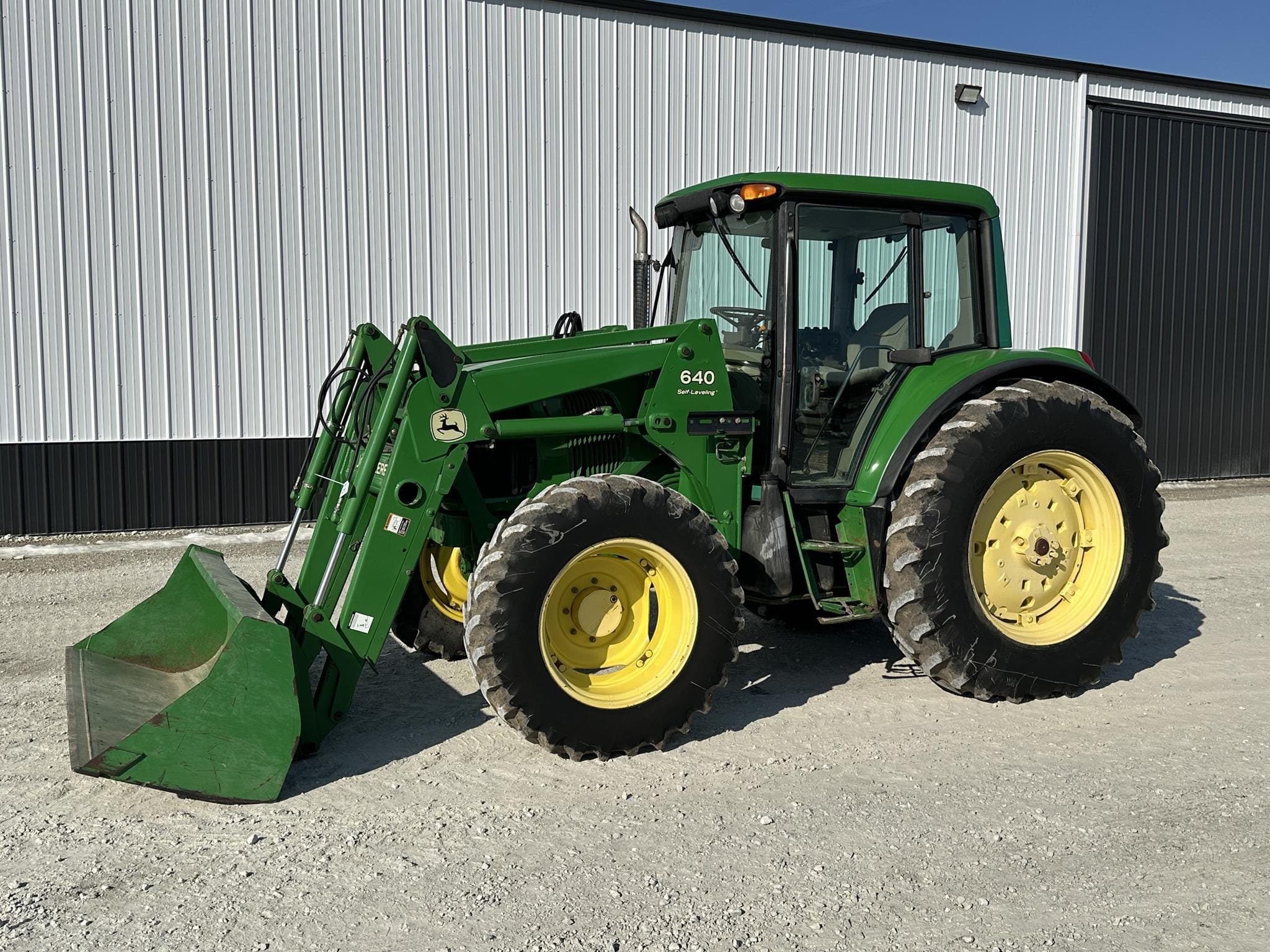 2003 John Deere 6420 Equipment Image0