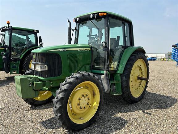 Image of John Deere 6420 equipment image 4