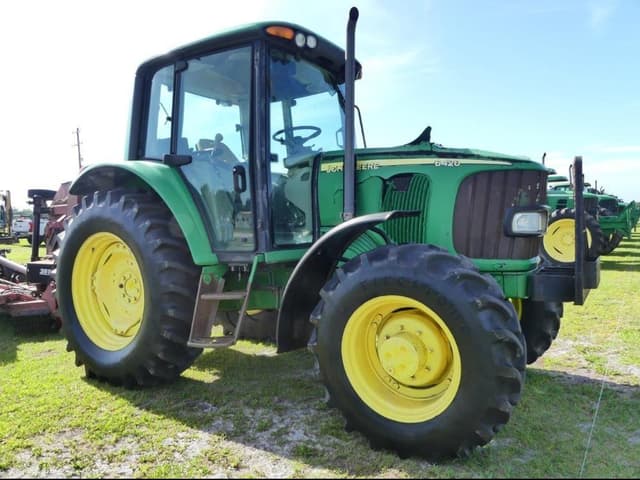 Image of John Deere 6420 equipment image 1