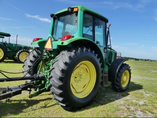 Image of John Deere 6420 equipment image 2