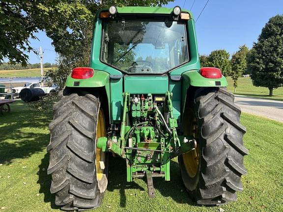 Image of John Deere 6420 equipment image 3