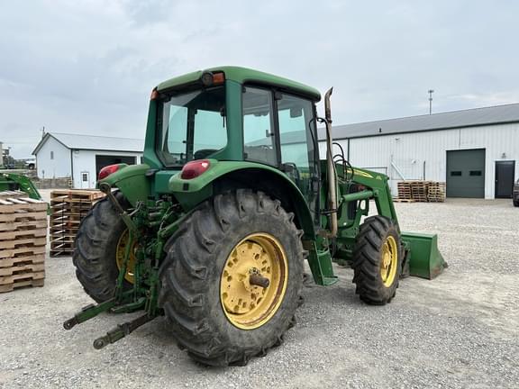Image of John Deere 6420 equipment image 2