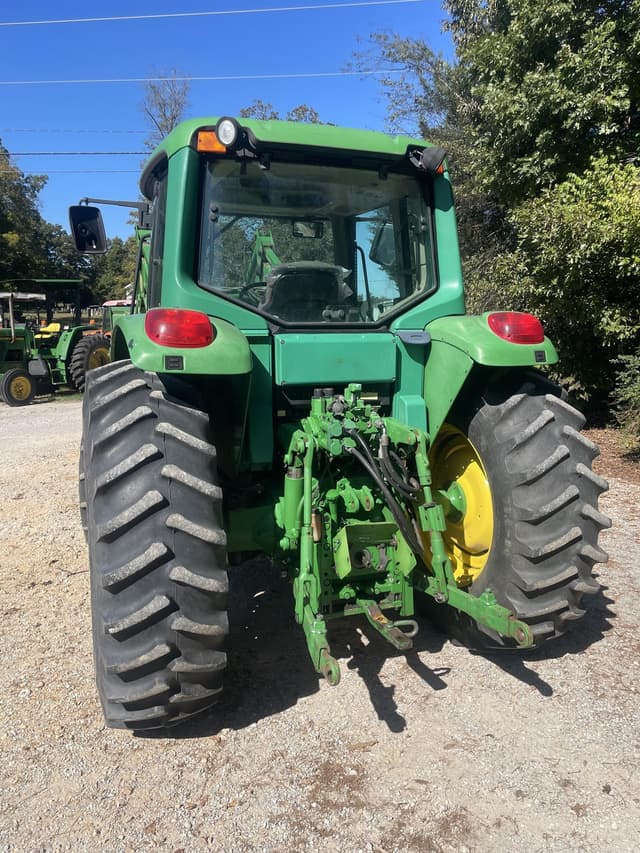 Image of John Deere 6420 equipment image 4
