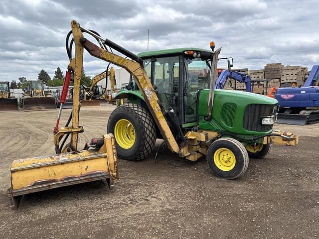 Image of John Deere 6420 equipment image 1