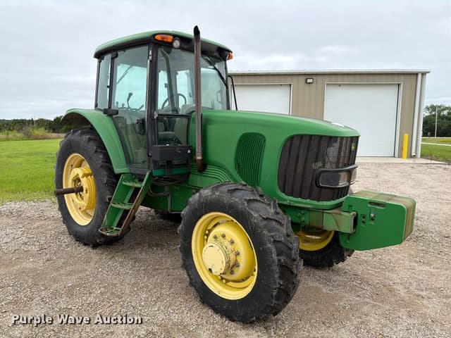 Image of John Deere 6615 equipment image 2