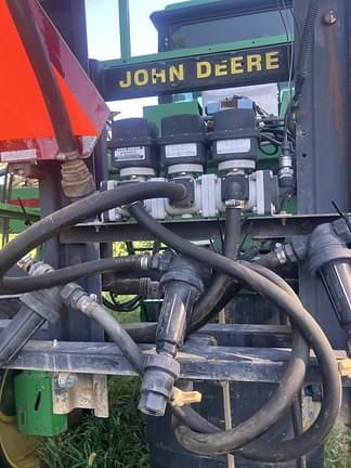 Image of John Deere 6700 equipment image 1