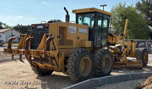 Image of John Deere 672CH equipment image 4