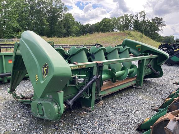 Image of John Deere 693 Primary image
