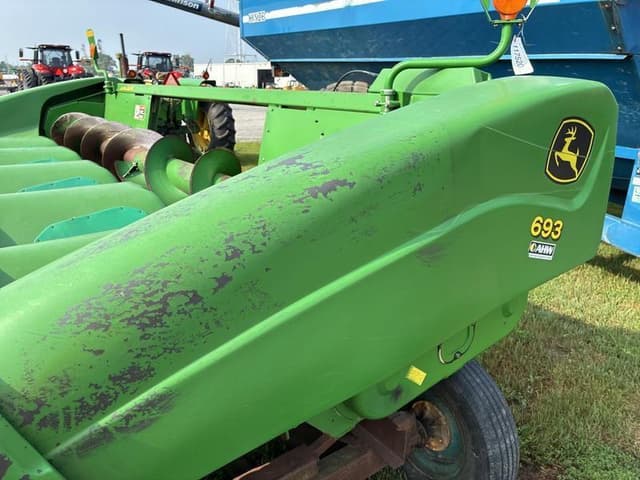 Image of John Deere 693 equipment image 4
