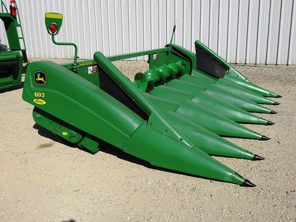 Image of John Deere 693 Primary image