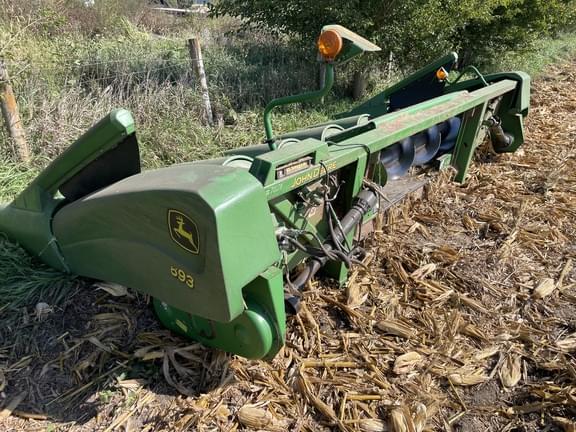 Image of John Deere 693 equipment image 2