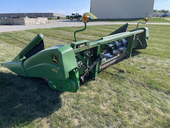 Image of John Deere 693 equipment image 3